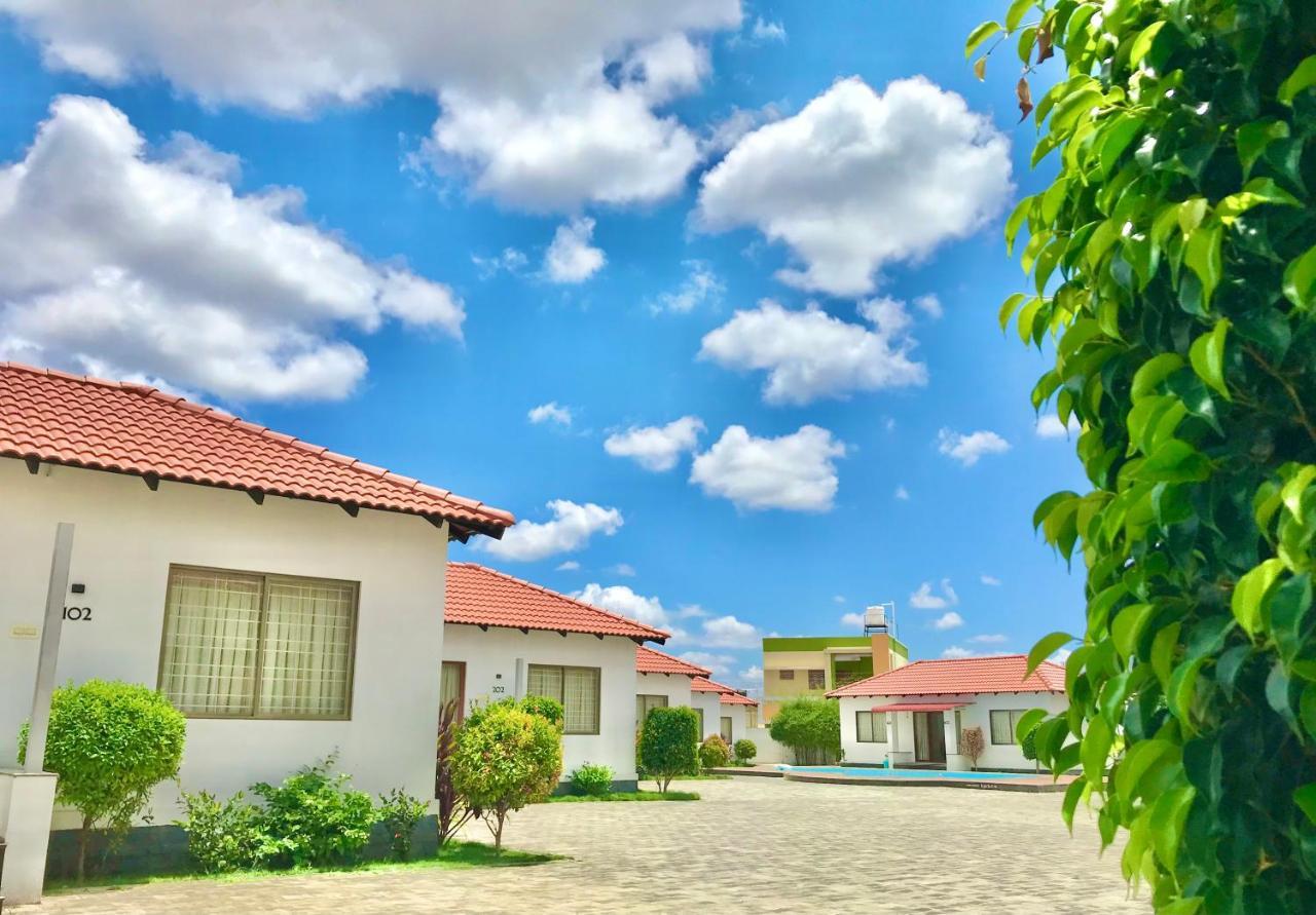 MALLI resort Dharapuram Exterior foto